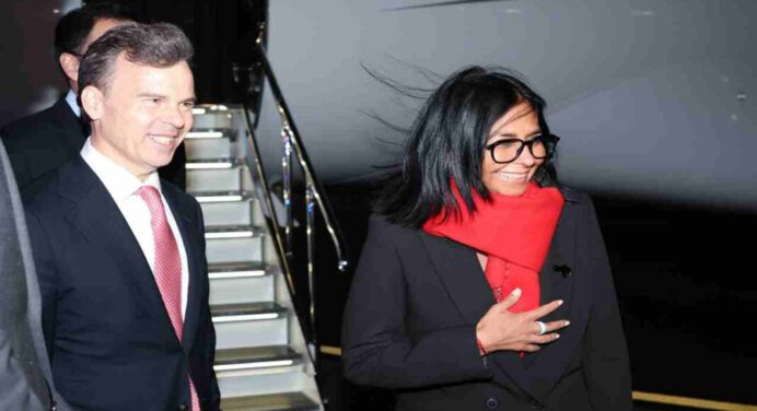 Delcy Rodríguez llega a EEUU para participar en Asamblea General de la ONU