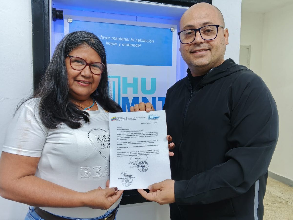 Hospital Núñez Tovar rinde homenaje a trabajadoras con más de 30 años de servicio 3 Humnt