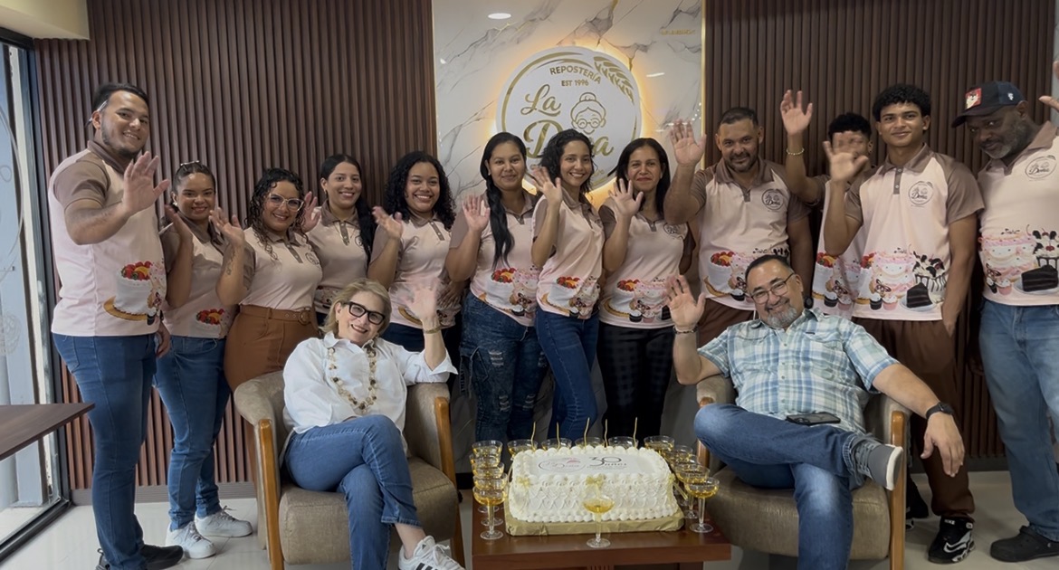 30 años de tradición artesanal: La historia familiar detrás del sabor de Repostería La Doña 2 30 años de tradición artesanal: La historia familiar detrás del sabor de Repostería La Doña