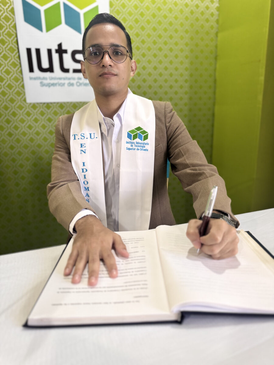 IUTSO Maturín celebra su primer acto de grado en casa y consolida su oferta académica 16 IMG E8675