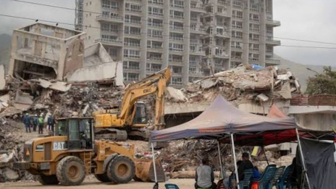 Gobierno autoriza la demolición de 39 edificios dañados por sismos en La Guaira