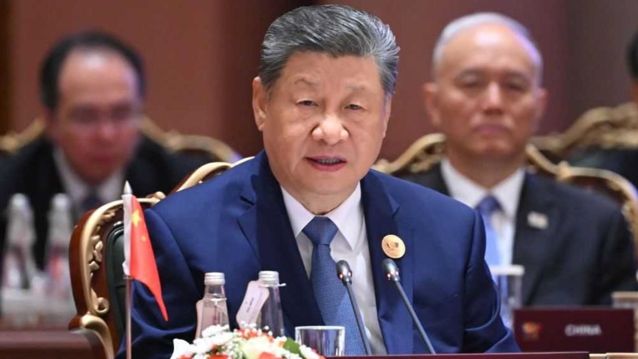 Xi