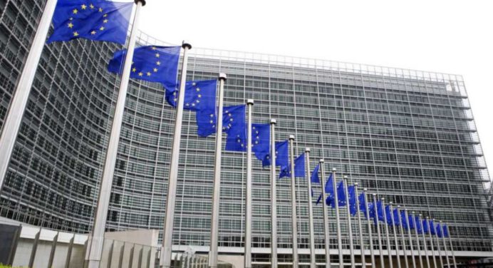 Bruselas a Trump: Alianza con Canadá no va en contra de nadie