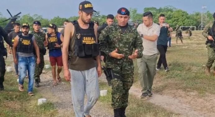 Colombia logra liberar a ocho rehenes secuestrados por el ELN en Catatumbo