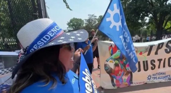 Incertidumbre para salvadoreños con TPS: amenaza de expulsión en EE. UU.