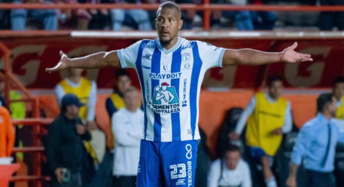 Salomón Rondón es el líder goleador tras el triunfo del Pachuca