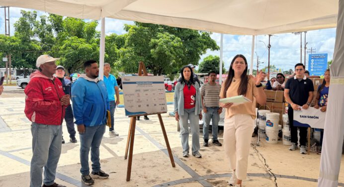 Alcaldesa Ana Fuentes brinda respuestas que transforman el Poder Comunal
