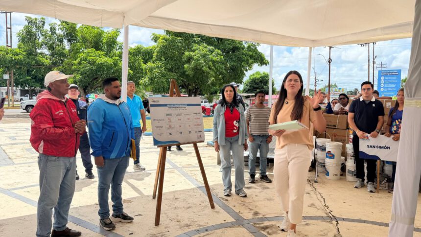 Alcaldesa Ana Fuentes brinda respuestas que transforman el Poder Comunal 1 Ana Fuentes