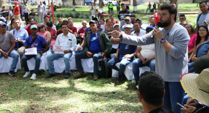 Con entrega de financiamientos arranca Plan comunal del café en Monagas