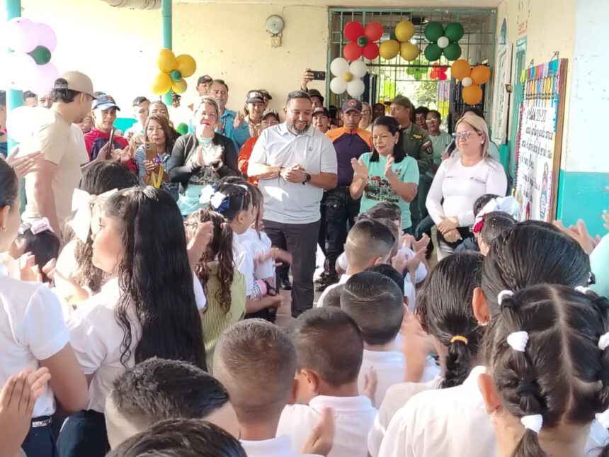 En Cedeño 51 planteles iniciaron nuevo periodo escolar 2026-2027 1 Cedeño