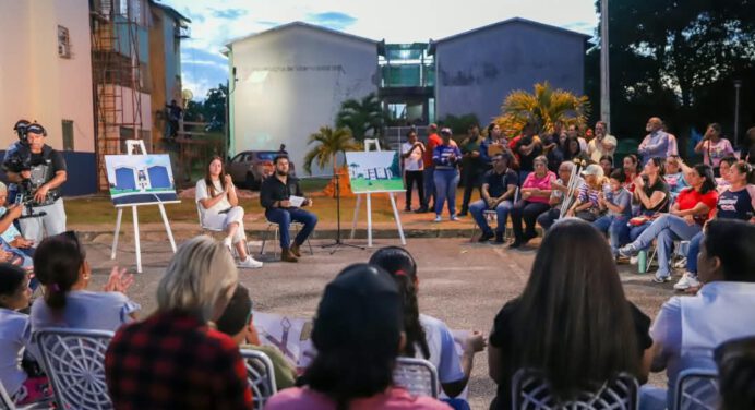 Gobernador Luna detalló avance de los trabajos en los edificios de Los Guaritos 7