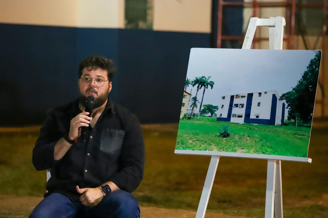 Gobernador Luna detalló avance de los trabajos en los edificios de Los Guaritos 7 2 edificios2