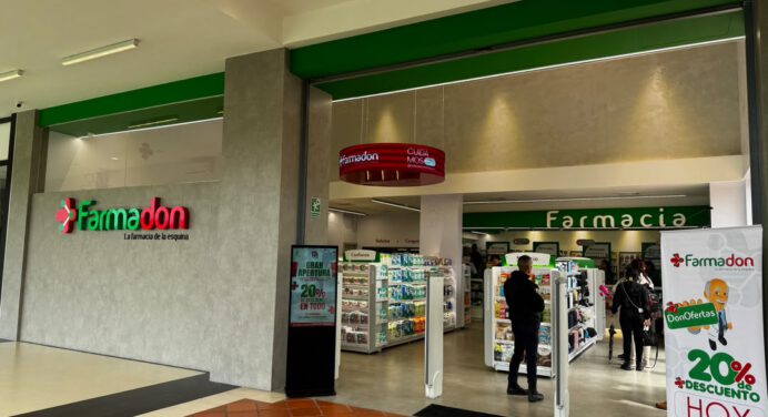 Farmadon apertura sucursal número 26 en el centro comercial La Cascada