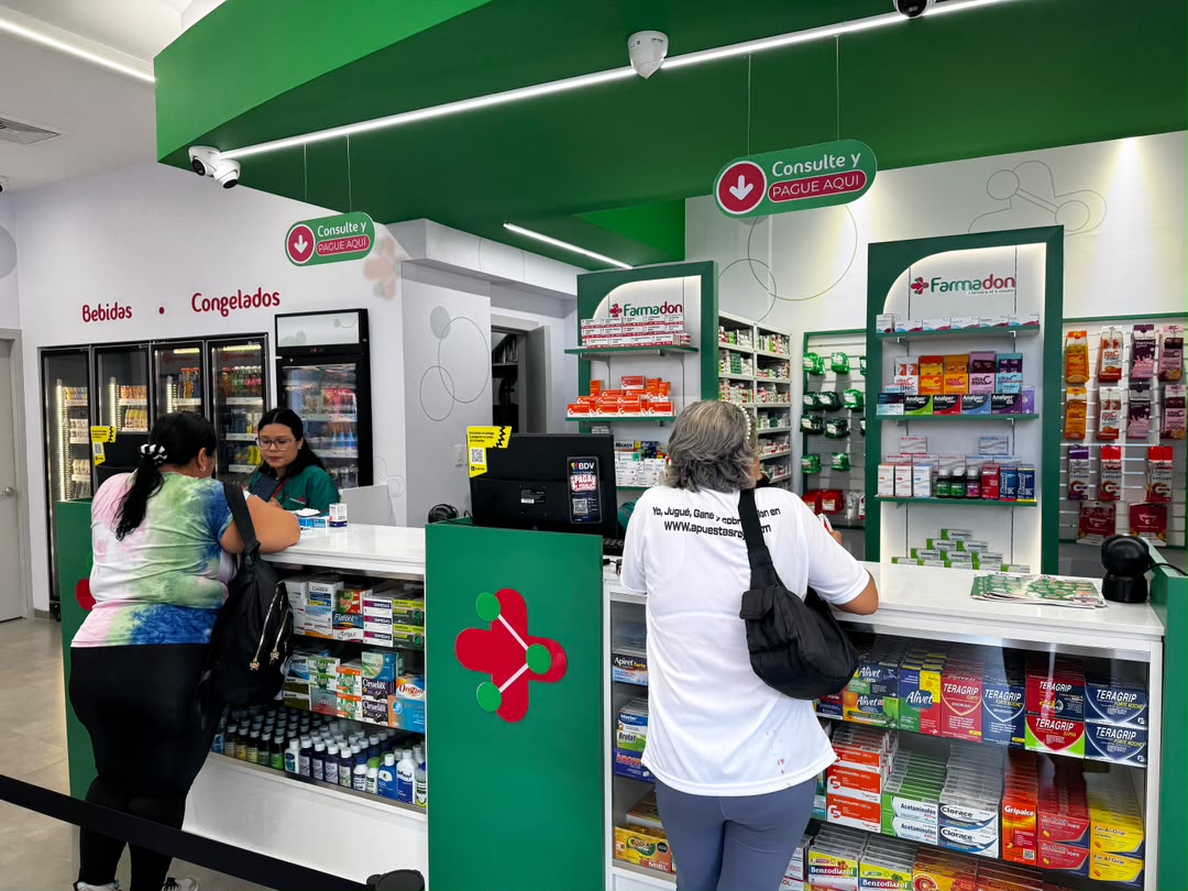 Farmadon apertura sucursal número 26 en el centro comercial La Cascada 4 farmadon3