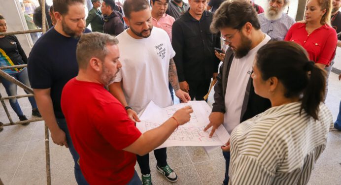 Gobernador Luna inspecciona trabajos del hospital Dra. Elvira Bueno Mesa en Piar