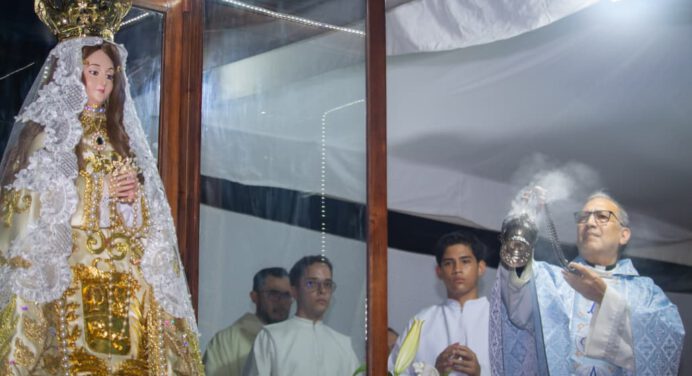Parroquia San Simón recibió a la Virgen del Valle