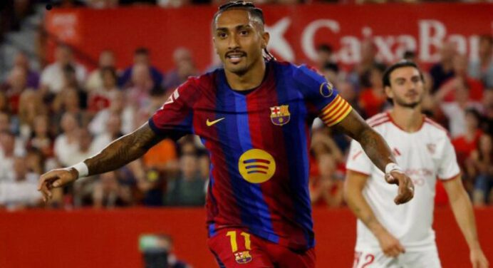 Raphinha condujo remontada del Barcelona sobre el Sevilla