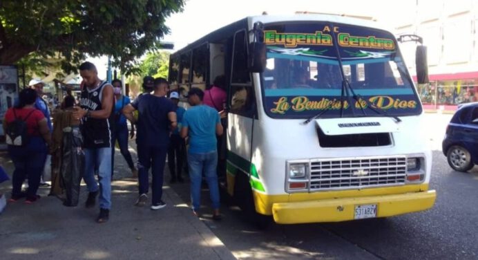 Pasaje urbano sube a Bs 220 a partir de este 1 de octubre