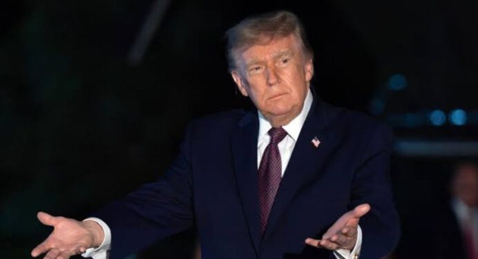 Trump exige un escrutinio electoral al estilo brasileño ante la corrupción en EE.UU
