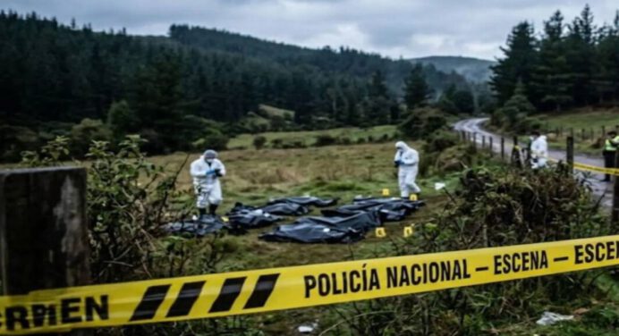 Encuentran más de un centenar de cuerpos envueltos en plástico en Guatemala