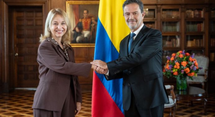 Colombia restablece vínculos diplomáticos: Embajadora presentada en Israel