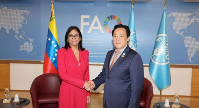 Delcy Rodríguez se reunió con el director general de la FAO