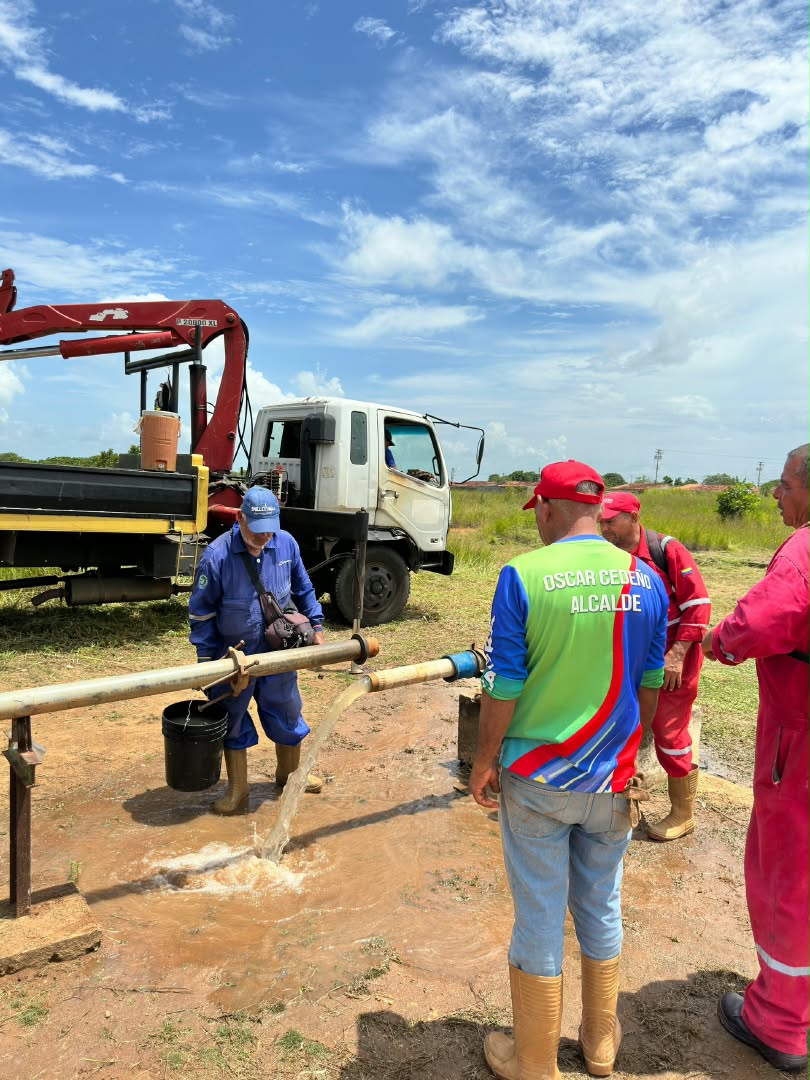 Restituyen suministro de agua en el sector Nuevos Horizontes de Punta de Mata 2 agua3