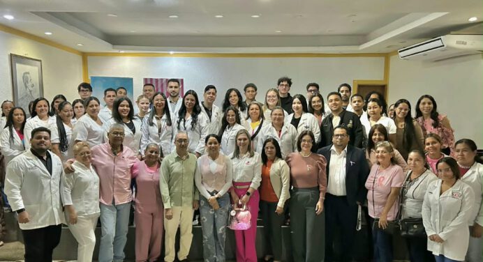 Imumfaez dicta foro “Prevención del Cáncer de Mama: lo que todos debemos saber”