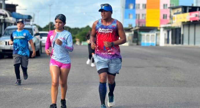 Bomberos de Maturín participaron en su primera carrera 4K