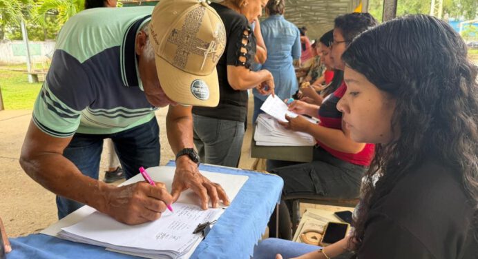 Comunas de San Simón participan en Consulta Popular tras postular 105 proyectos