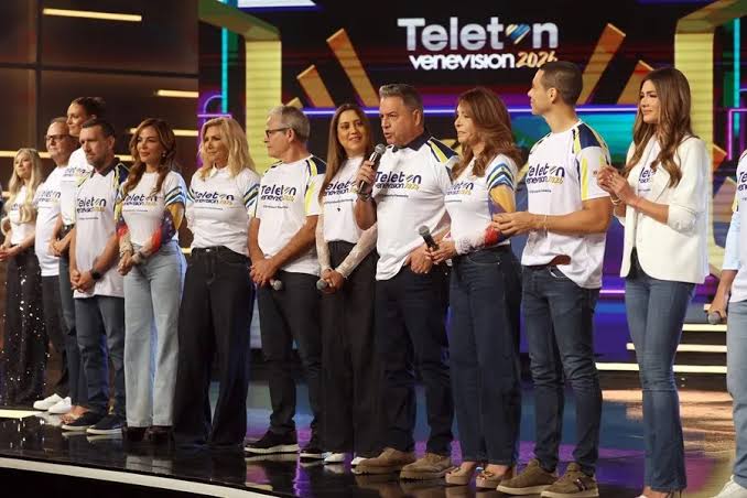 ¡Teletón "Unidos por Venezuela" recaudó más de 2,3 millones de dólares! 4 daniel y animadores