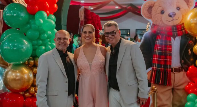 Ya abrió sus puertas D’Flores Home con la magia de la Navidad en el c.c. Monagas Plaza