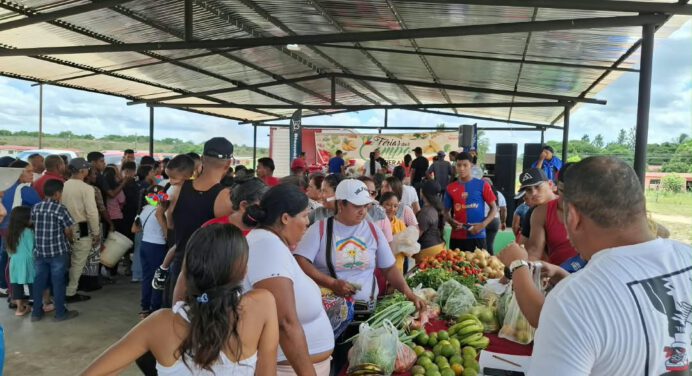 Realizan despliegue de Ferias del Campo Soberano en el municipio Libertador