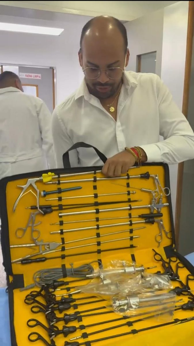 Incorporan instrumentación quirúrgica laparoscópica al Hospital Simón Bolívar 3 hospital3 1