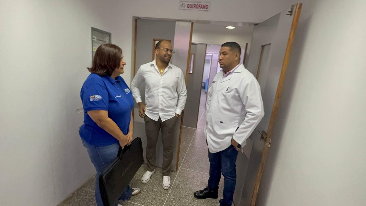 Incorporan instrumentación quirúrgica laparoscópica al Hospital Simón Bolívar 2 hsopital2