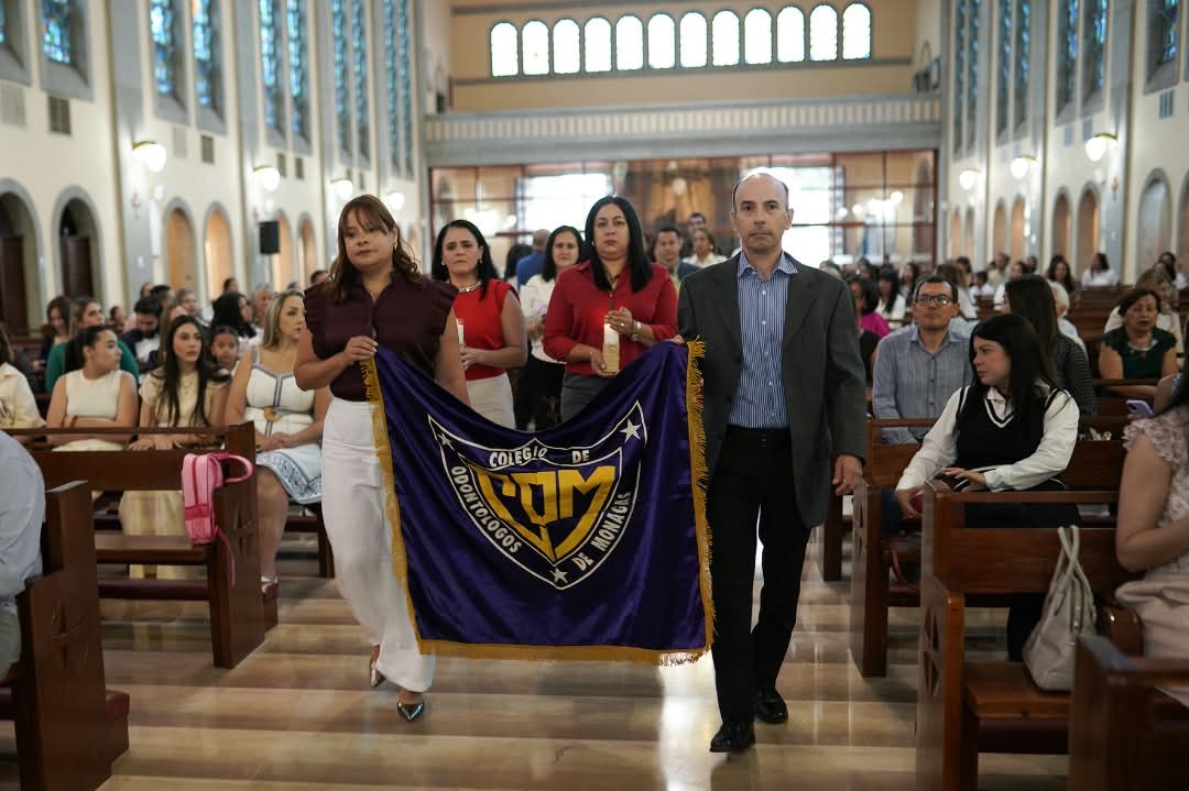 Odontólogos de Monagas conmemoraron su día reconociendo trayectoria de profesionales 2 misa2