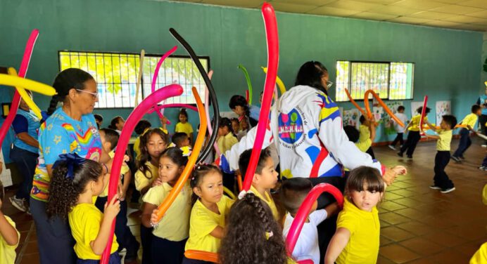 Fortalecen valores de más de 180 niños del preescolar Irma Sáez