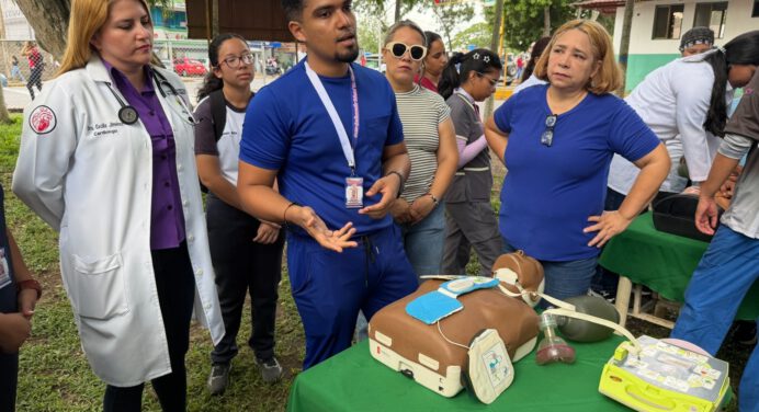 Cardiovascular de Oriente cierra Semana del Corazón con taller de RCP