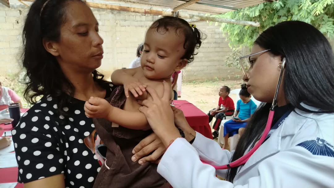 Despliegan jornada de salud integral en la comuna indígena Tapirín 4 salud4