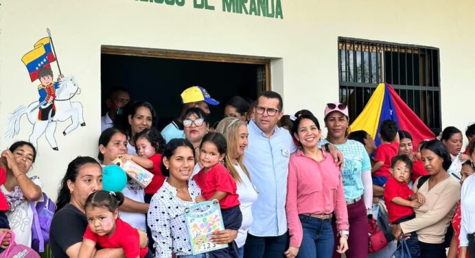 Alcalde Cedeño entrega rehabilitado Simoncito “Francisco de Miranda” de Punta de Mata