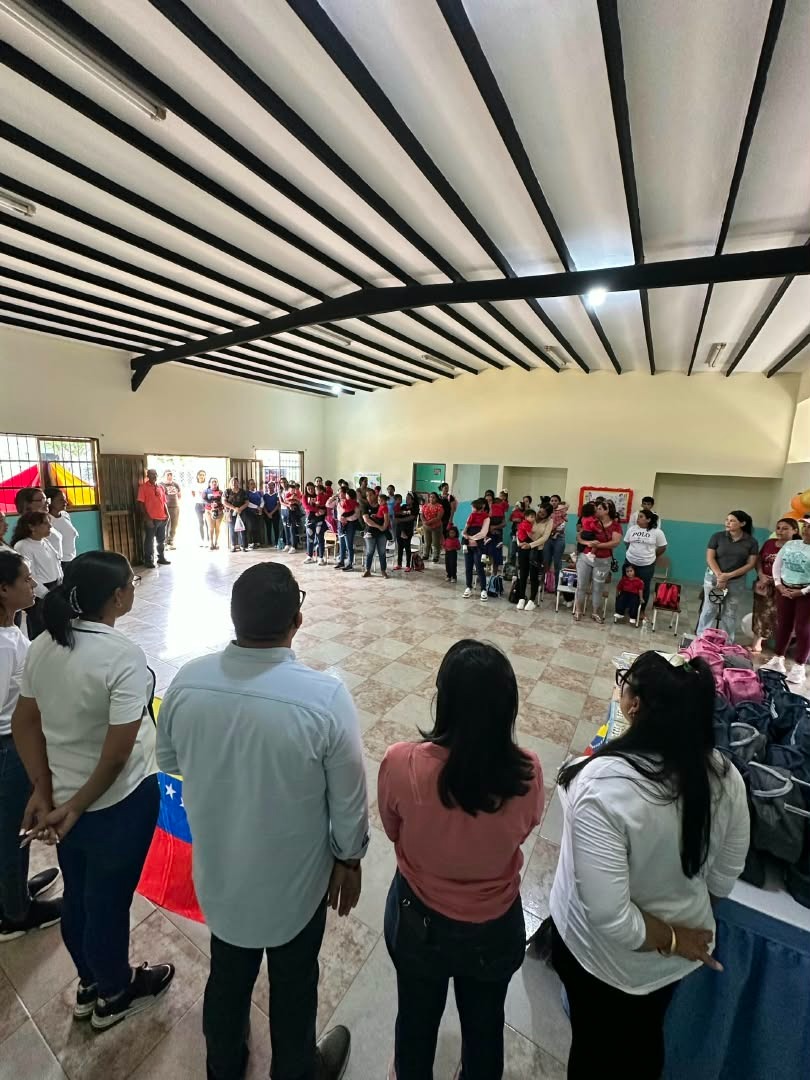 Alcalde Cedeño entrega rehabilitado Simoncito “Francisco de Miranda” de Punta de Mata 2 simoncito2