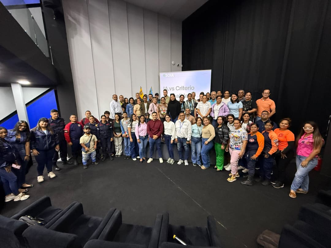 Realizan taller "Inteligencia Artificial vs Criterio vs Realidad" en Monagas 4 talleria