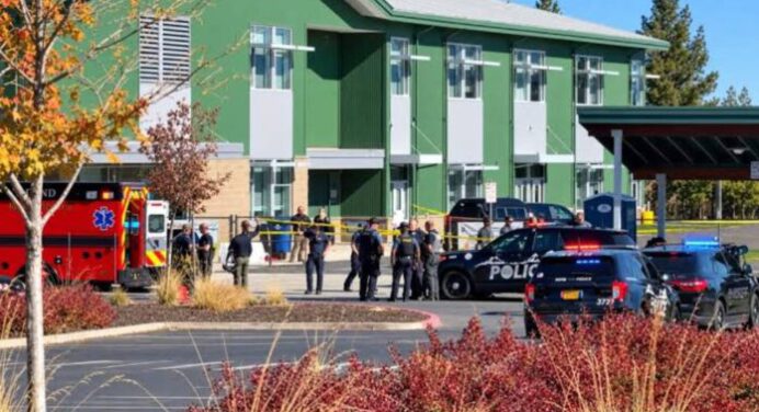 Al menos 4 muertos tras tiroteo en escuela primaria en Estados Unidos