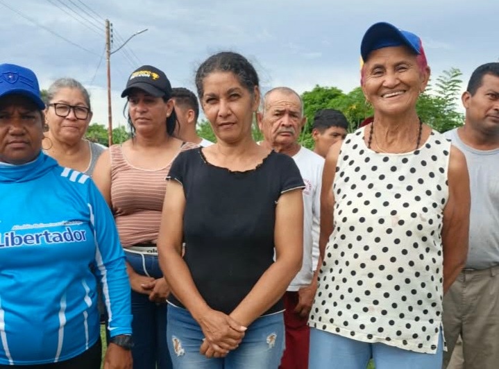 Instalan transformador de 37.5 kVA en la comuna Vencedores de la Patria de Temblador 3 transformador3